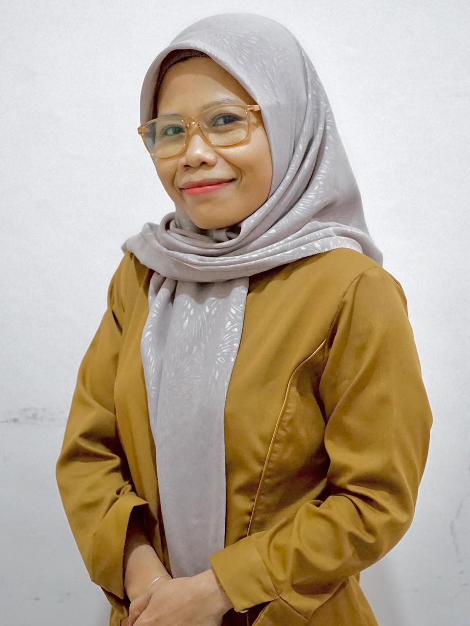 DEWI KOMALA HENDRAWATI, S.H